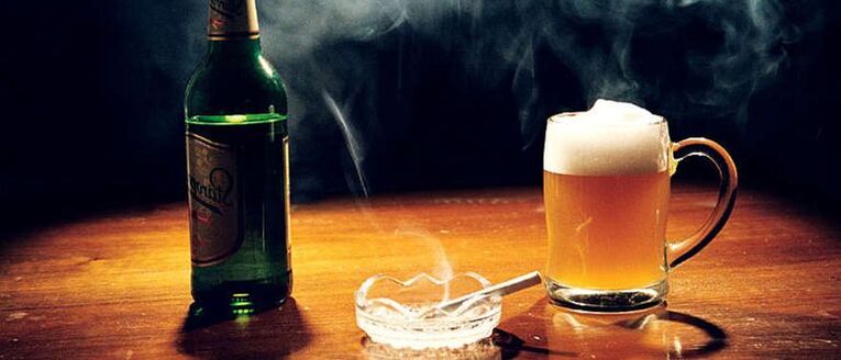 Alcohol addiction and smoking can provoke the development of psoriasis on the face