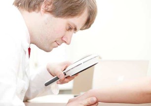 Psoriasis Diagnosis by a Dermatologist